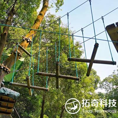 Hanging cross 森林探险飞越丛林冒险公园悬挂十字架游戏关卡